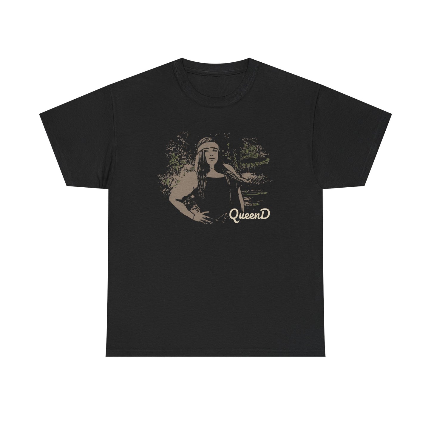 Queen Deidre black tee